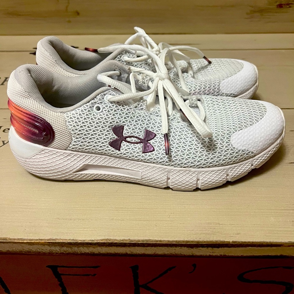 Under armour size 8.5